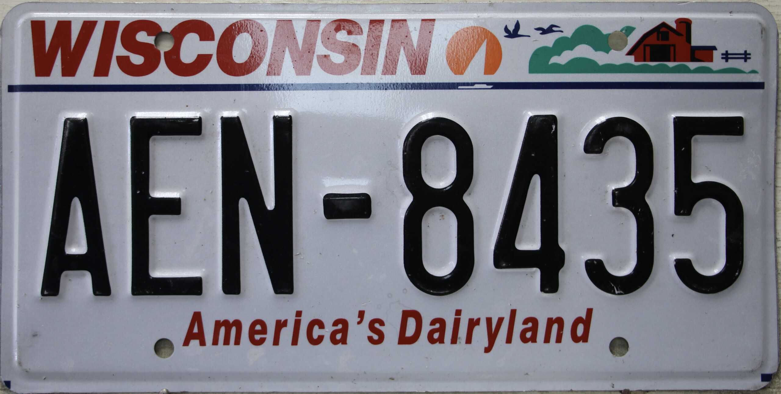 AEN 8435 Pair Wisconsin 2024 Great American Plates